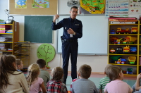 policjant w szkole 2015